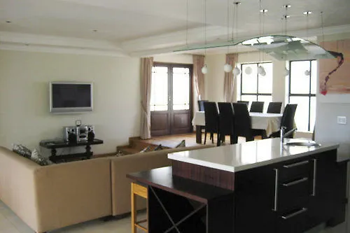 Atlantic Ocean Guest House メルクボスストラント
